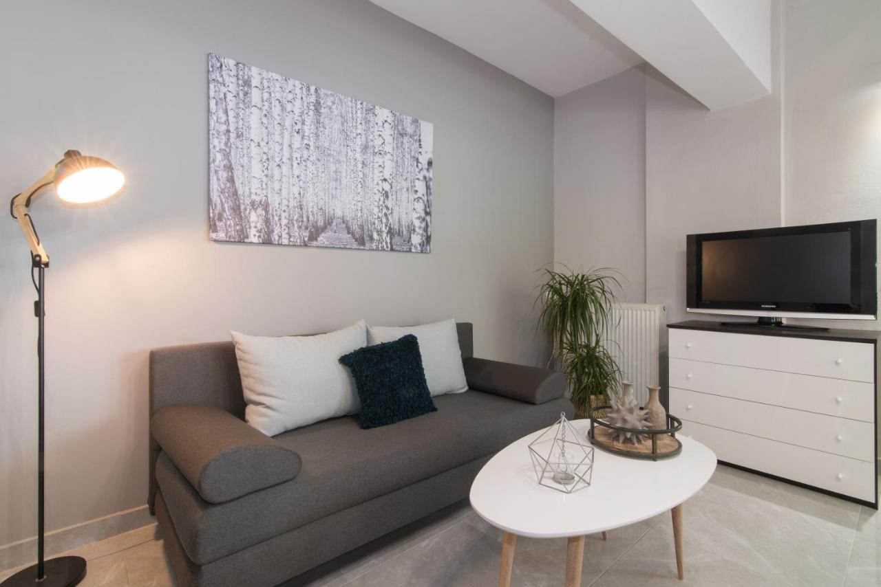 Valentine'S Modern Apartment ザキントス エクステリア 写真